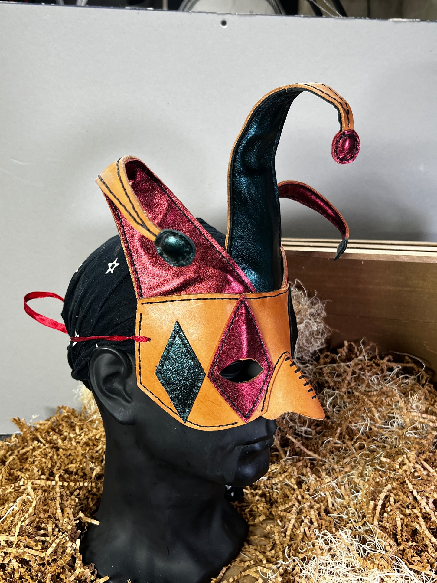 Jester Masquerade leather half mask