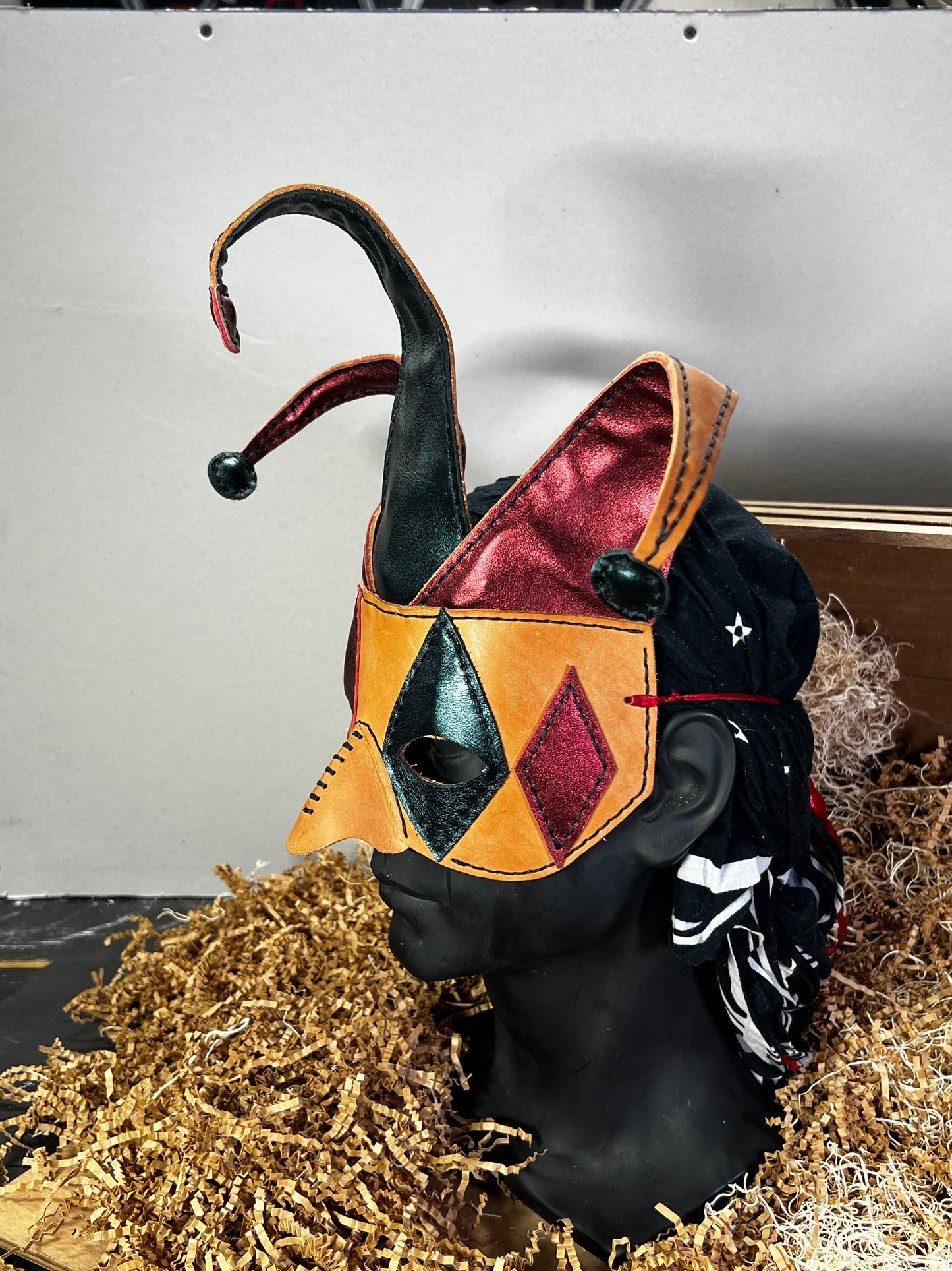 Jester Masquerade leather half mask