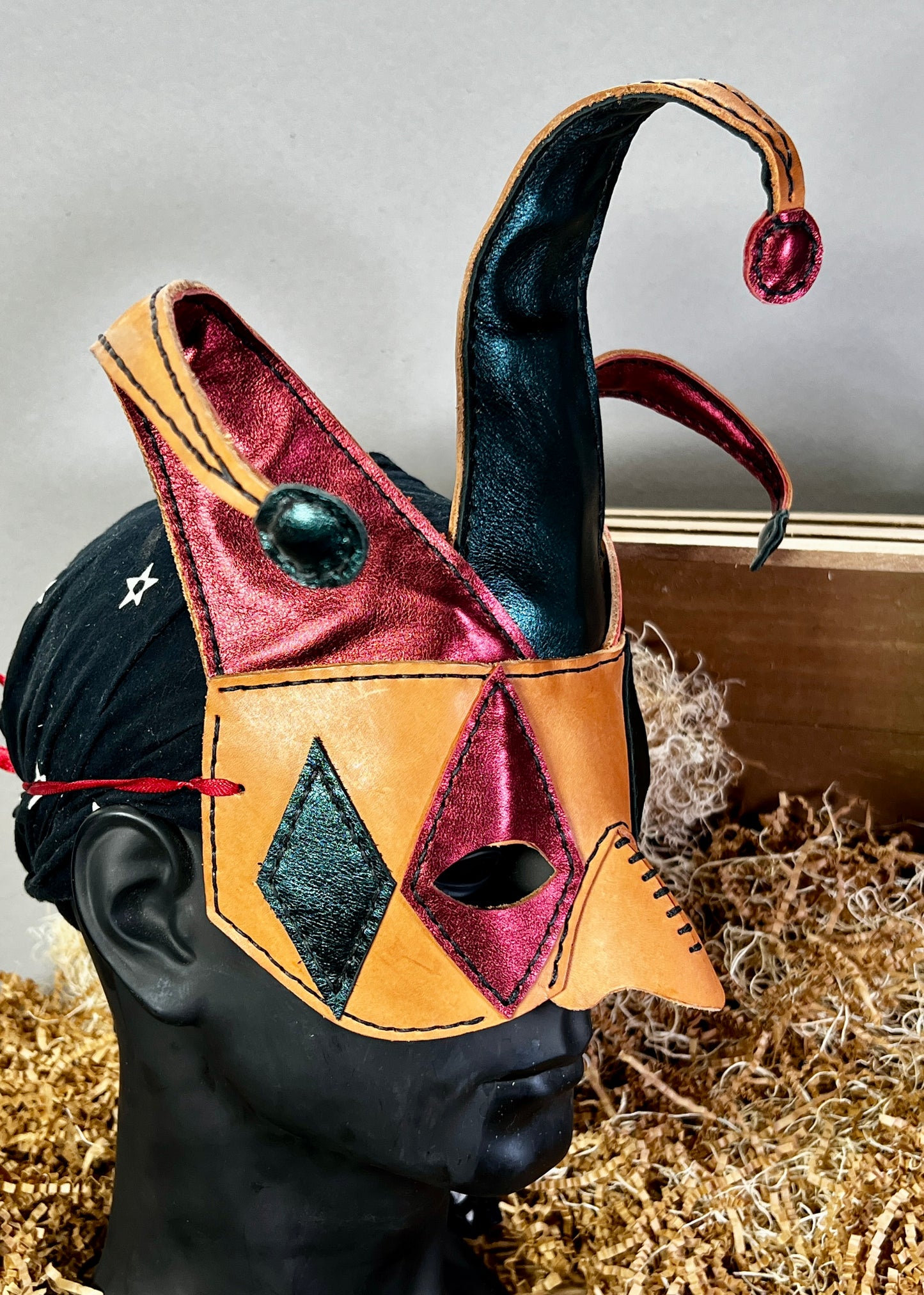 Jester Masquerade leather half mask