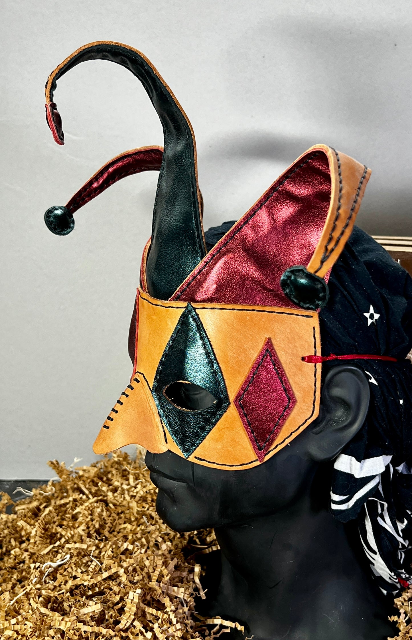 Jester Masquerade leather half mask
